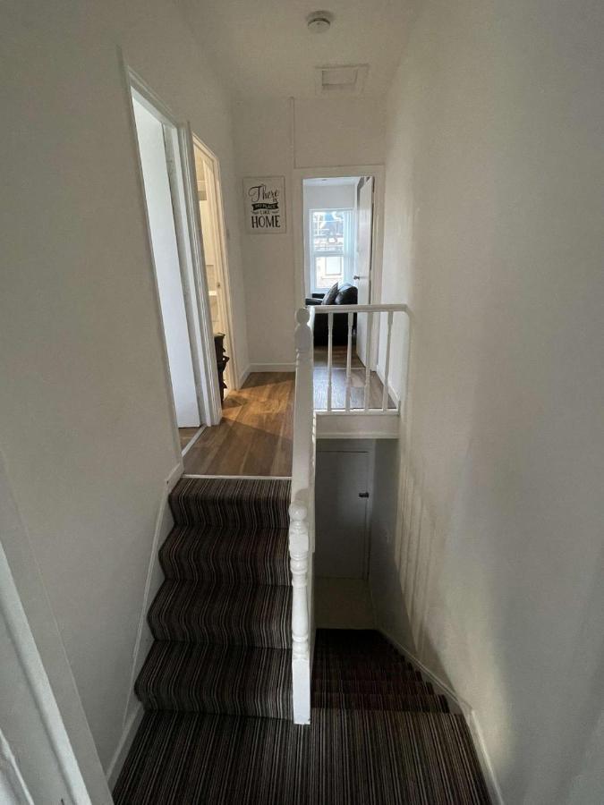 Central Serviced Apartments - Two Bedroom Apartment Cardiff Exterior foto